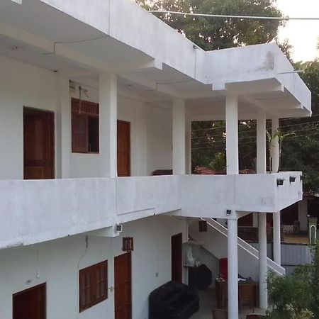 Hotel 4U Udawalawe Dış mekan fotoğraf